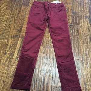 Magenta Velore jeans